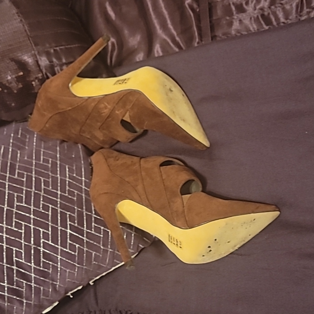 ♦️♦️MICHAEL ANTONIO POINTY TOE CAGED BOOTS♦️♦️ - Picture 3 of 8